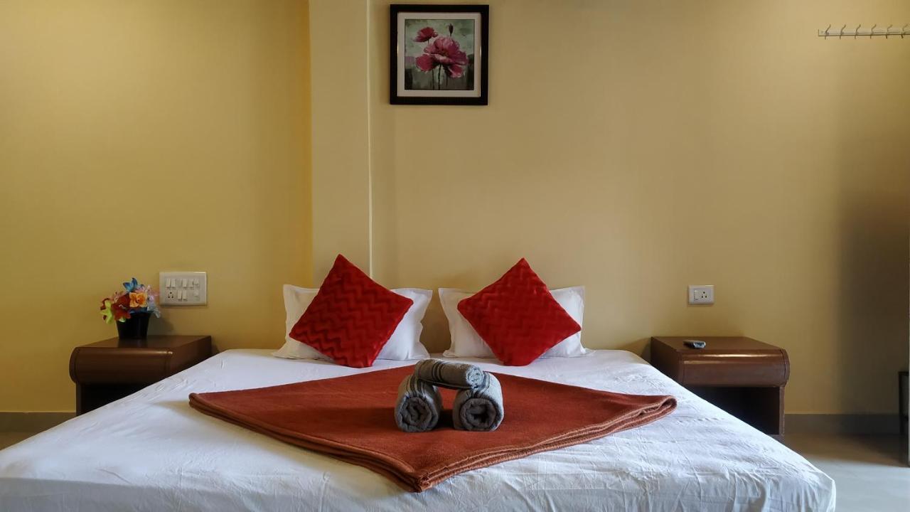 Hotel Bluebell Residency à Mahābaleshwar Extérieur photo