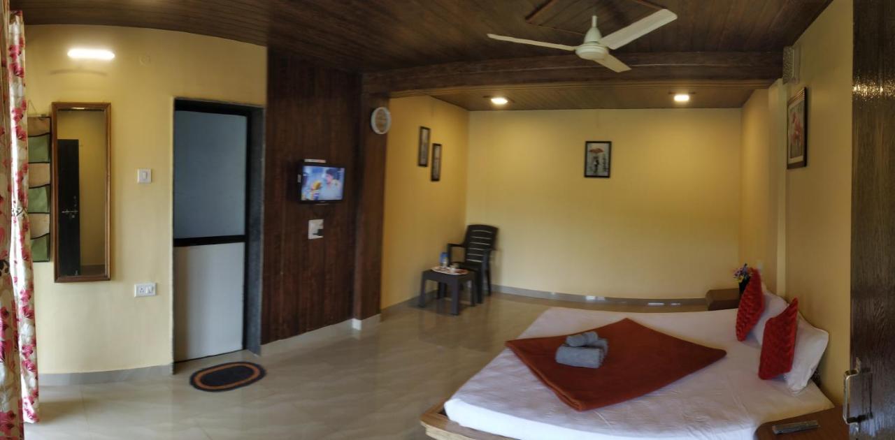 Hotel Bluebell Residency à Mahābaleshwar Extérieur photo